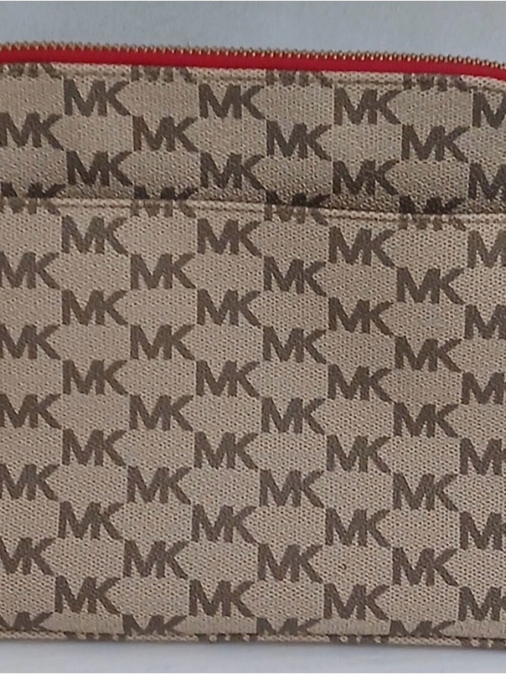 Michael Kors Signature Crossbody Bag in Red Trim - Picture 3 of 5